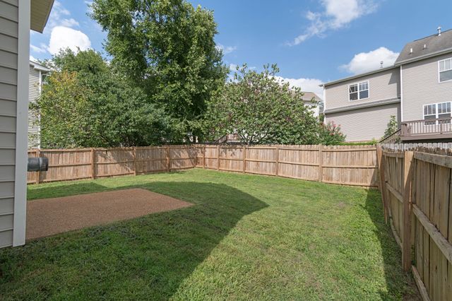 1402 Bern Dr, Spring Hill, TN 37174