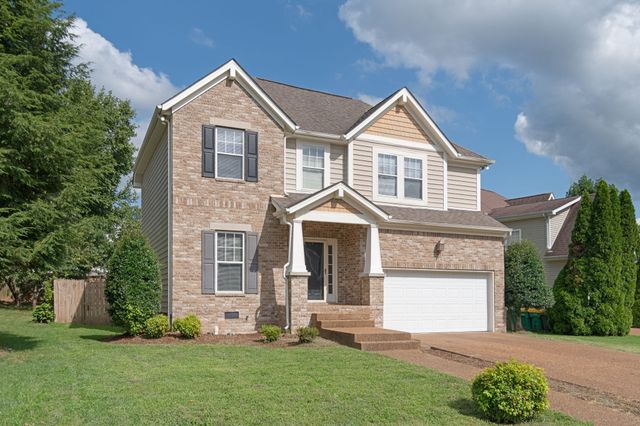 1402 Bern Dr, Spring Hill, TN 37174
