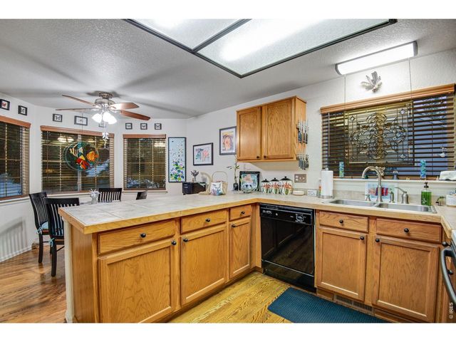 2213 Santa Fe Dr, Longmont, CO 80504
