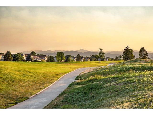2213 Santa Fe Dr, Longmont, CO 80504