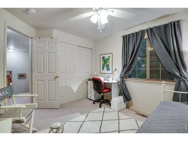 2213 Santa Fe Dr, Longmont, CO 80504