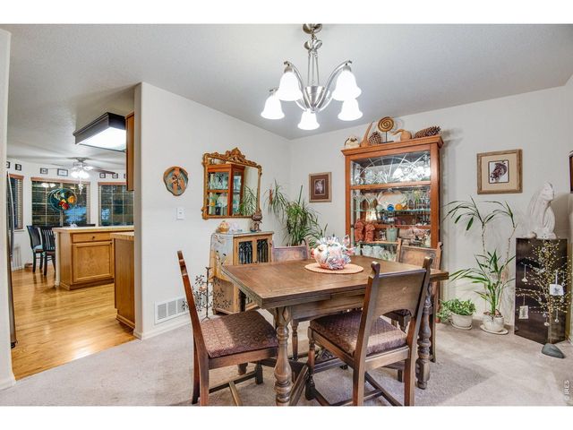 2213 Santa Fe Dr, Longmont, CO 80504