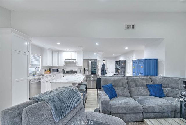 959 Kenwood Street, Upland, CA 91784