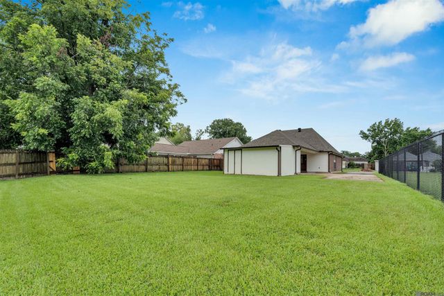 14310 Parkview Dr, Prairieville, LA 70769