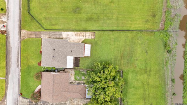 14310 Parkview Dr, Prairieville, LA 70769