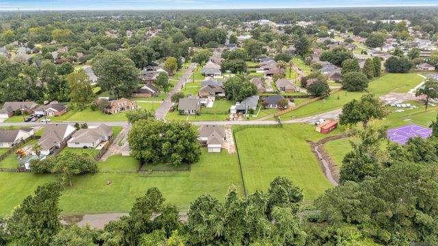 14310 Parkview Dr, Prairieville, LA 70769