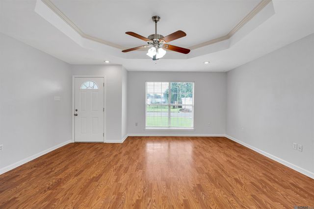 14310 Parkview Dr, Prairieville, LA 70769