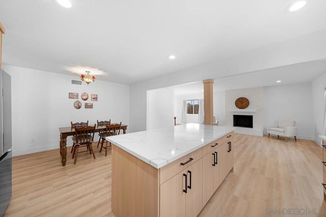 8695 Lepus Rd, San Diego, CA 92126