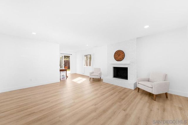 8695 Lepus Rd, San Diego, CA 92126