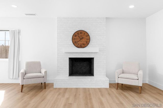 8695 Lepus Rd, San Diego, CA 92126