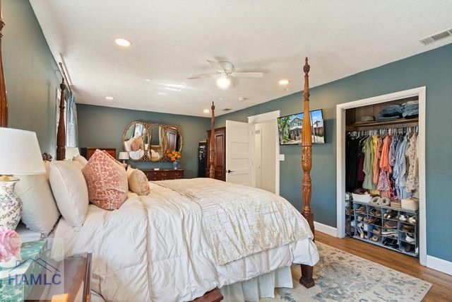 858 E 35th Street, Savannah, GA 31401