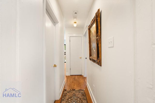 858 E 35th Street, Savannah, GA 31401