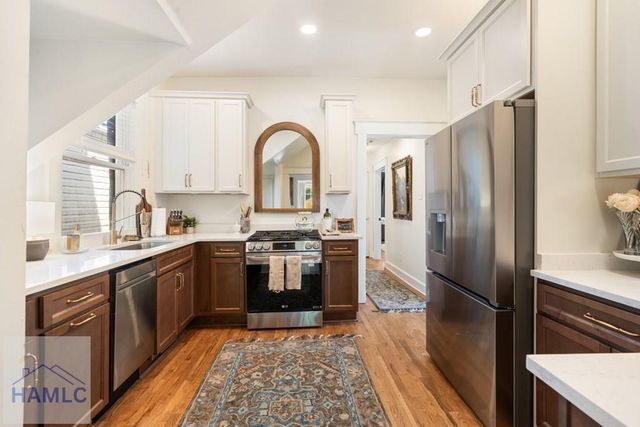 858 E 35th Street, Savannah, GA 31401