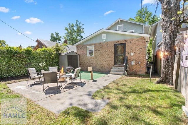 858 E 35th Street, Savannah, GA 31401