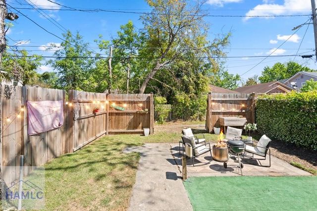 858 E 35th Street, Savannah, GA 31401