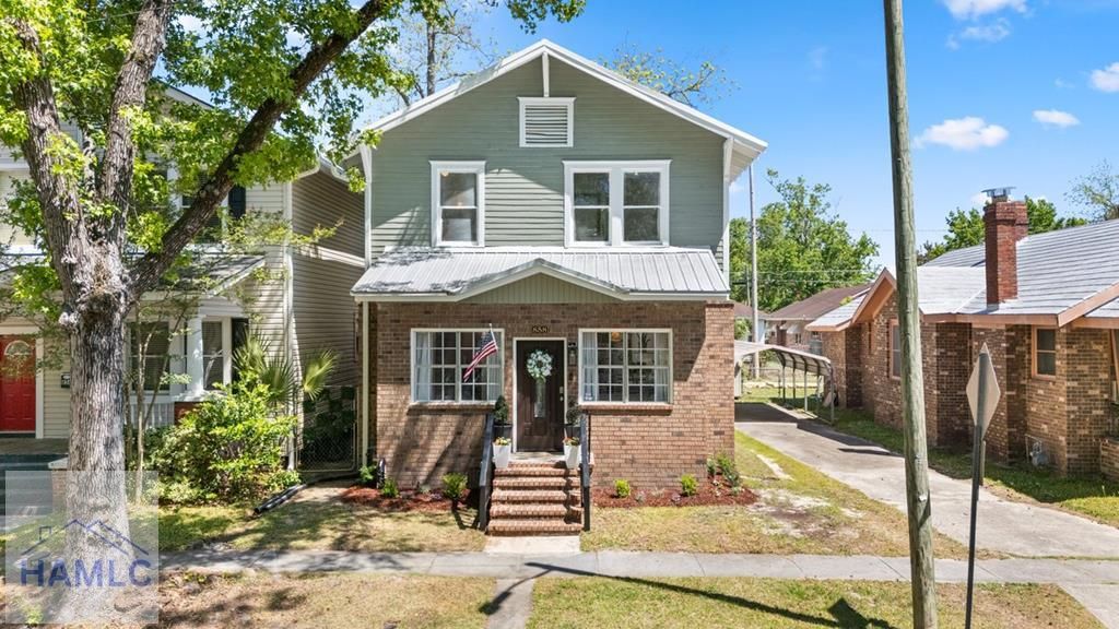 858 E 35th Street, Savannah, GA 31401