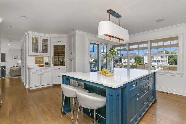 1810 Fairfield Beach Road, Fairfield, CT 06824