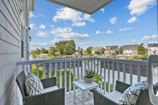 1810 Fairfield Beach Road, Fairfield, CT 06824