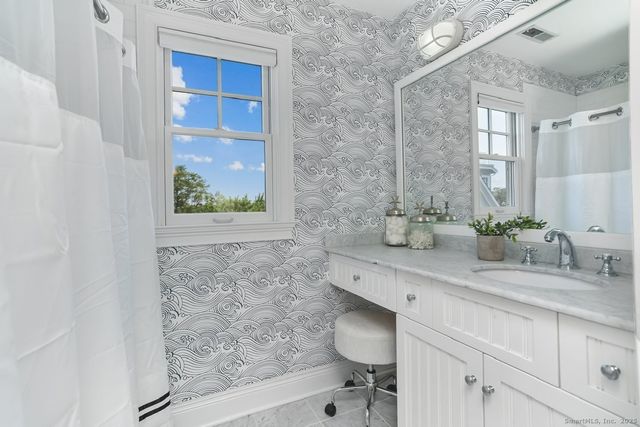 1810 Fairfield Beach Road, Fairfield, CT 06824