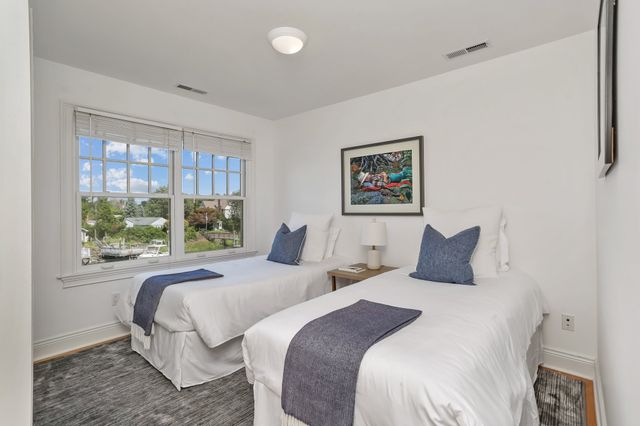 1810 Fairfield Beach Road, Fairfield, CT 06824