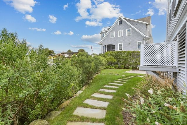 1810 Fairfield Beach Road, Fairfield, CT 06824