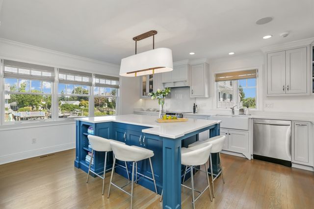 1810 Fairfield Beach Road, Fairfield, CT 06824