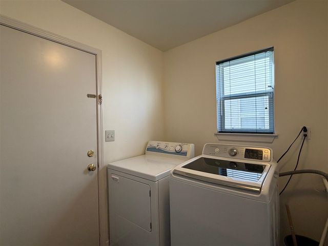 3374 Cromwell Road, Ann Arbor, MI 48105