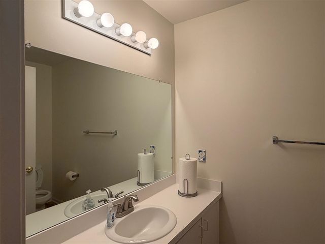 3374 Cromwell Road, Ann Arbor, MI 48105