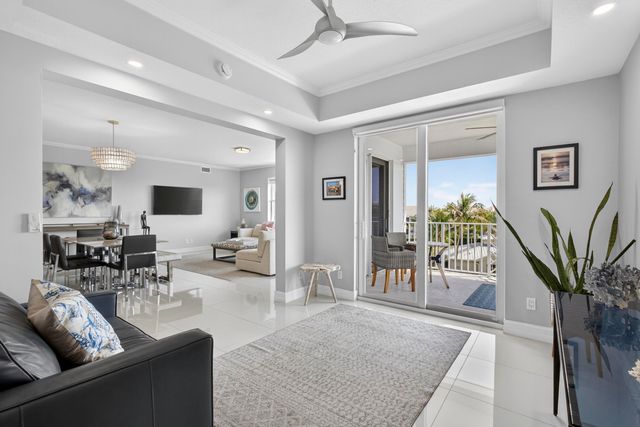 441 Bay Colony Drive N, Juno Beach, FL 33408