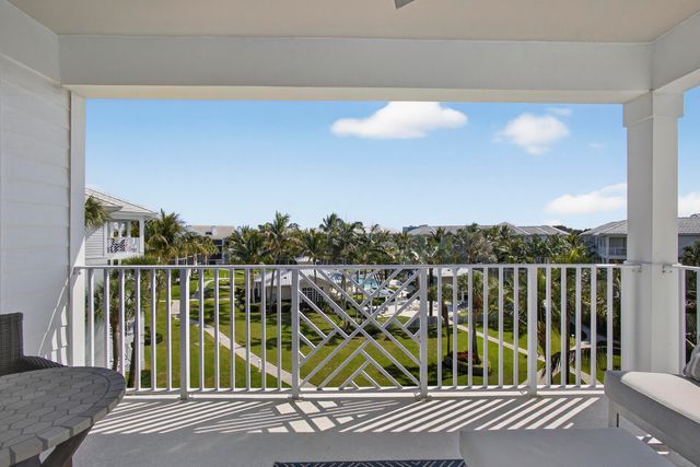 441 Bay Colony Drive N, Juno Beach, FL 33408