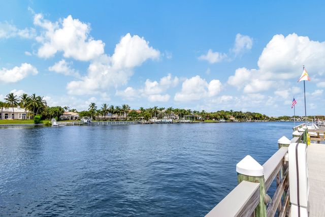 441 Bay Colony Drive N, Juno Beach, FL 33408