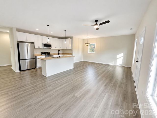 302 White Street, Cherryville, NC 28021