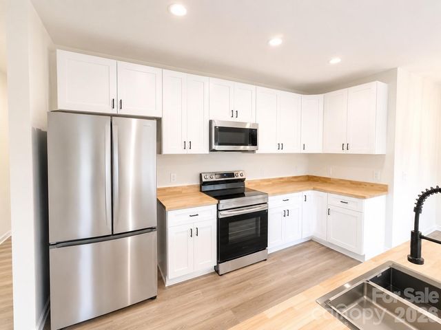 302 White Street, Cherryville, NC 28021