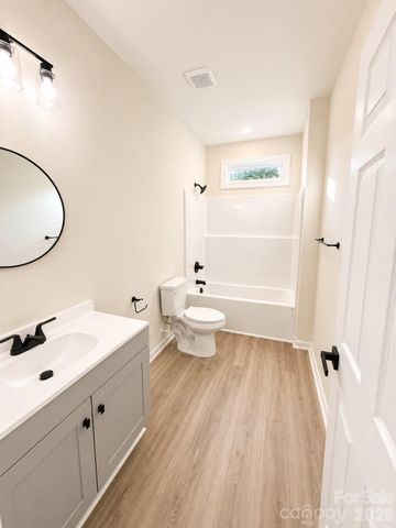 302 White Street, Cherryville, NC 28021