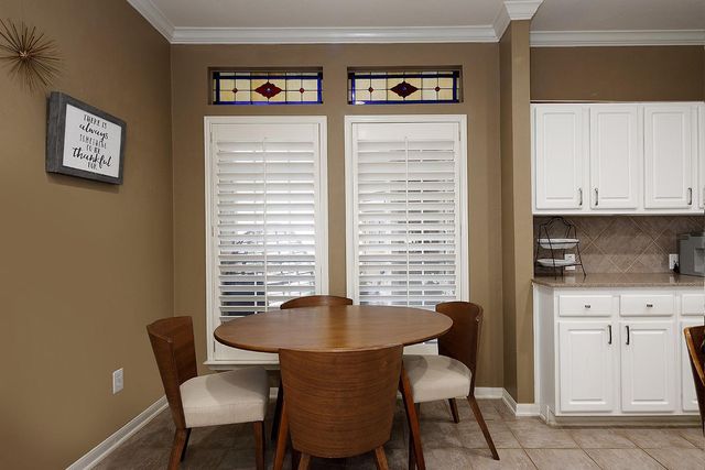 110 N Valley Oaks Circle, The Woodlands, TX 77382