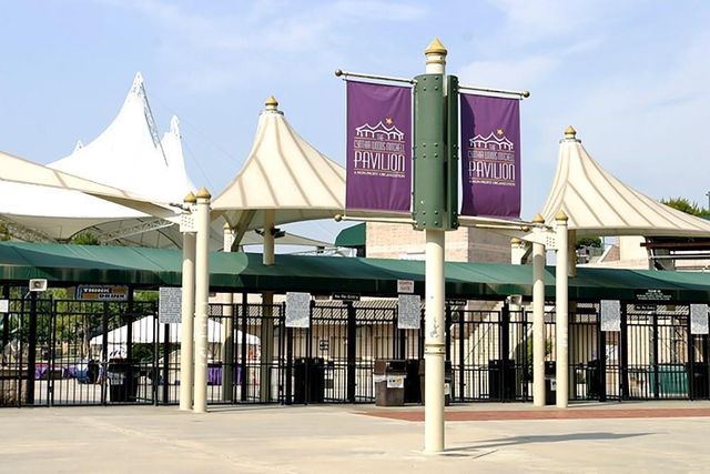 110 N Valley Oaks Circle, The Woodlands, TX 77382