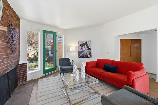 870 Lafayette Avenue, Cincinnati, OH 45220