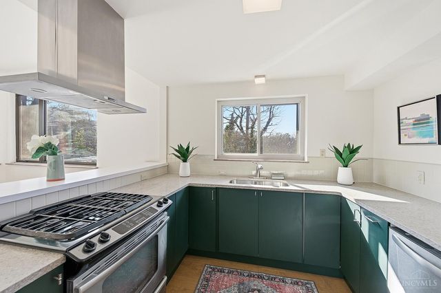 870 Lafayette Avenue, Cincinnati, OH 45220