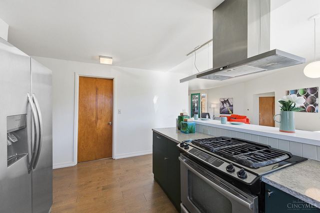 870 Lafayette Avenue, Cincinnati, OH 45220