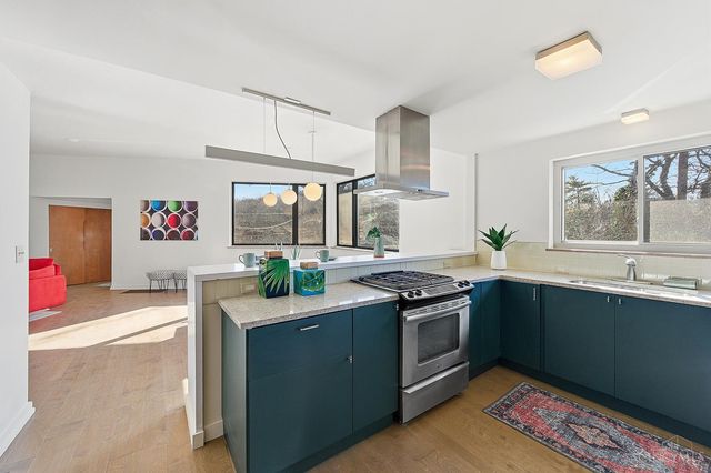 870 Lafayette Avenue, Cincinnati, OH 45220