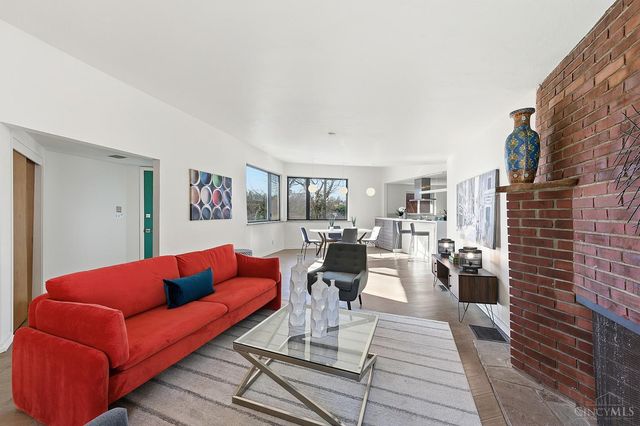 870 Lafayette Avenue, Cincinnati, OH 45220