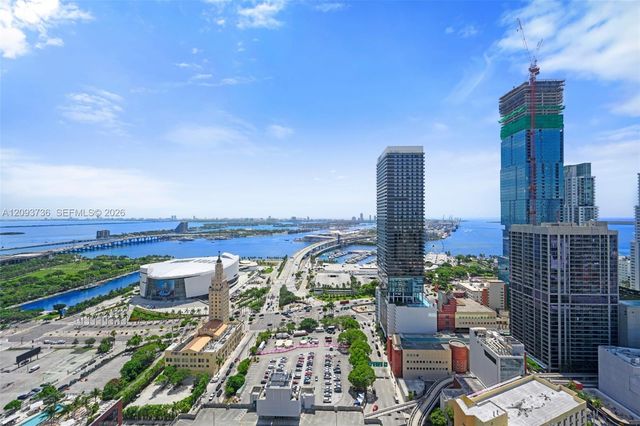 121 NE 5th Street 3006, Miami, FL 33132