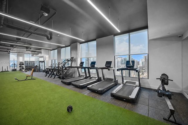 121 NE 5th Street 3006, Miami, FL 33132