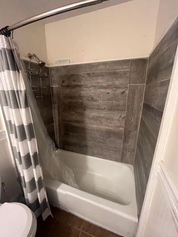 441 Harding Pl Apt A12, Nashville, TN 37211