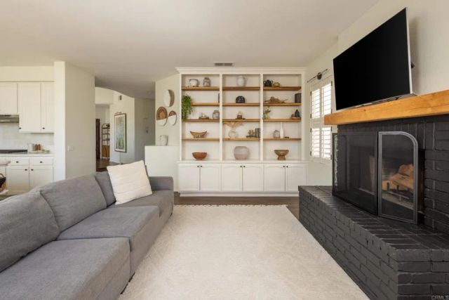 2819 Avenida Valera, Carlsbad, CA 92009