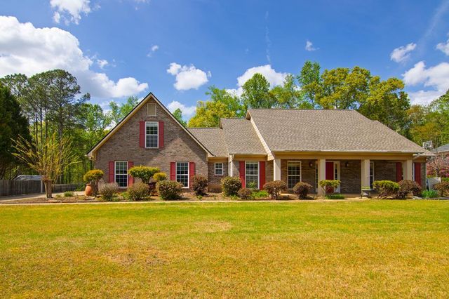 476 Wildwood Plantation Drive, Cataula, GA 31804