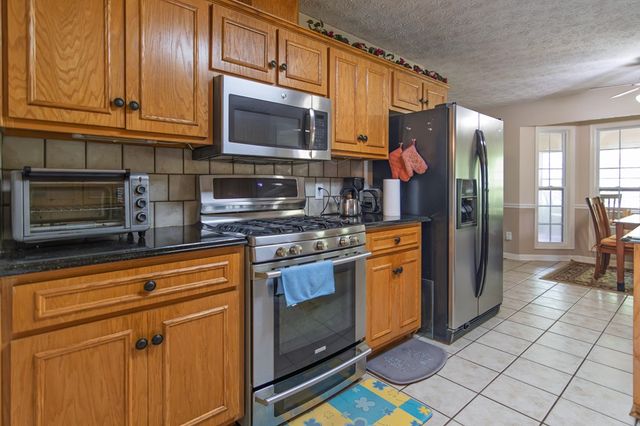 476 Wildwood Plantation Drive, Cataula, GA 31804