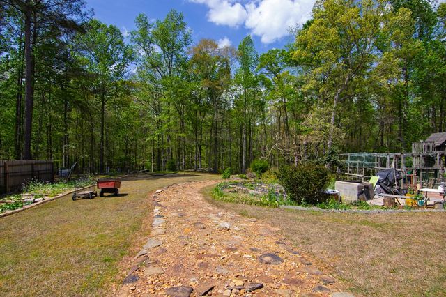 476 Wildwood Plantation Drive, Cataula, GA 31804