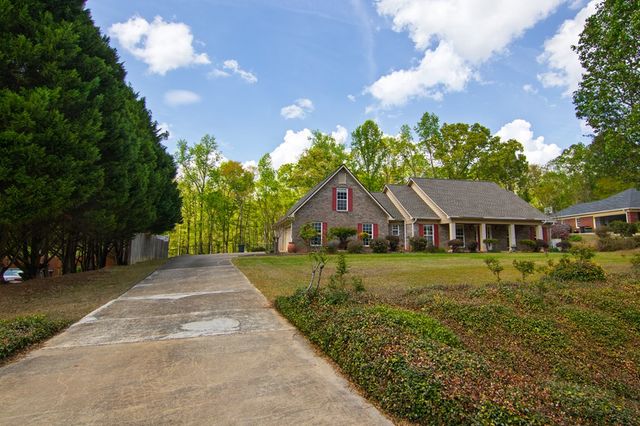 476 Wildwood Plantation Drive, Cataula, GA 31804