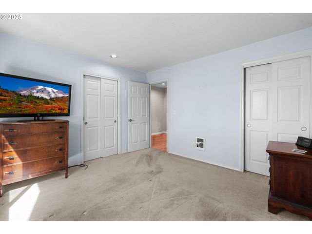 29600 OLD RAINIER Rd, Rainier, OR 97048